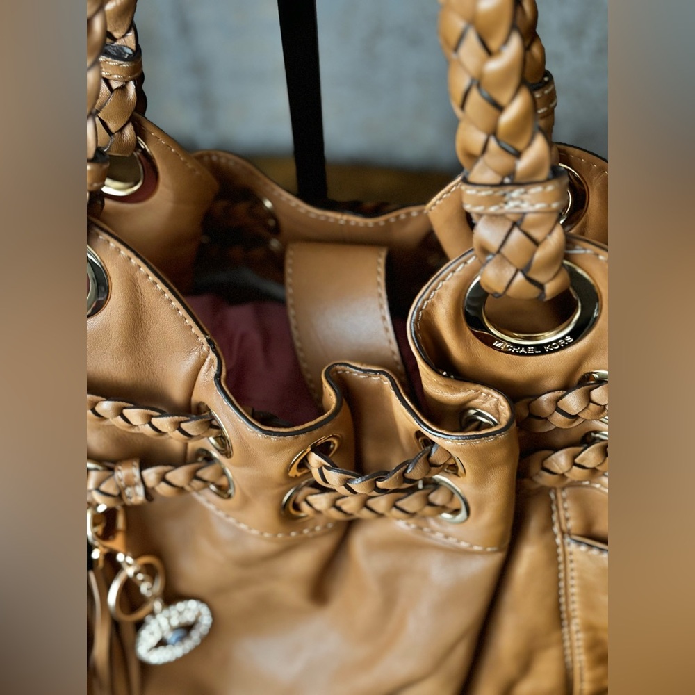 Michael Kors Braided Astor Grommet Satchel EUC - Picture 14 of 14